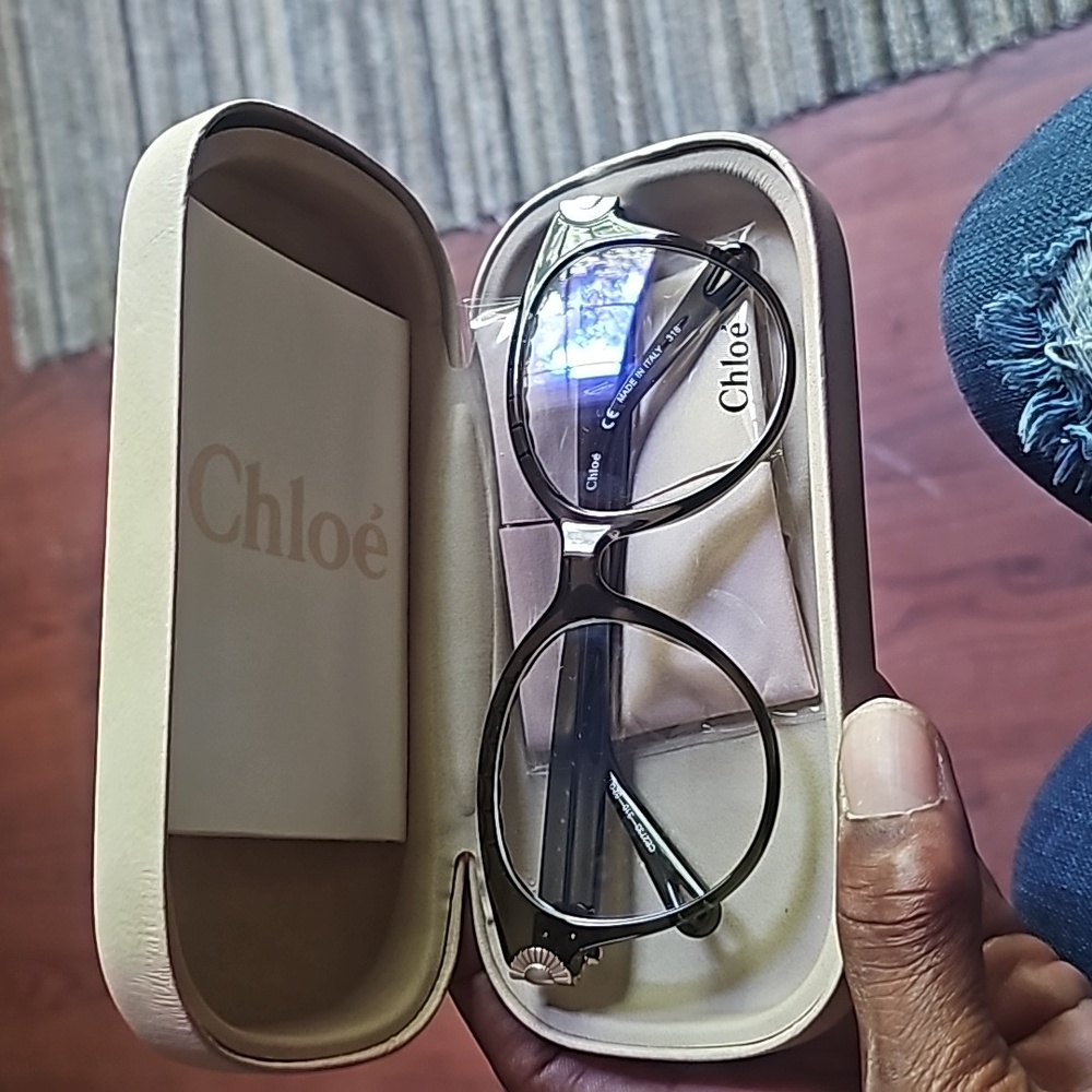 Chloe eyeglass frames